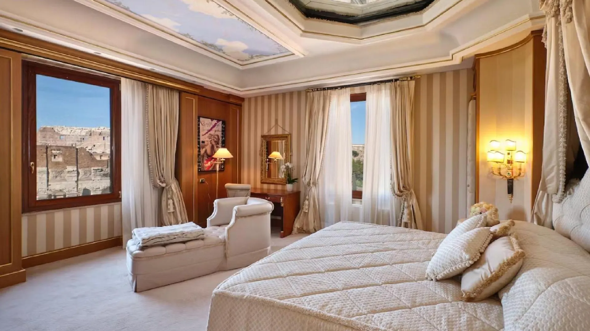 Penthouse For 6 People In Centre Of Rome Luxury Apartment Italy
